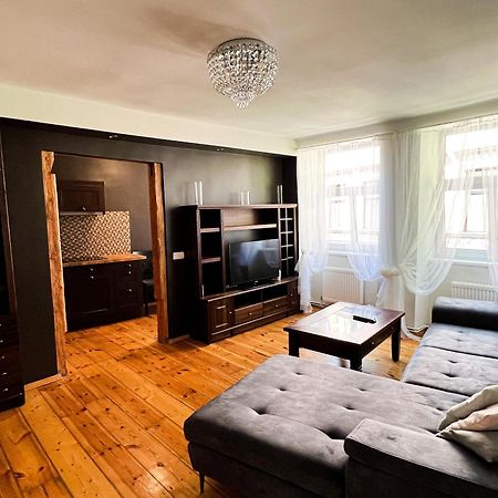 Dome Square Apartment, Old Town Рига Экстерьер фото